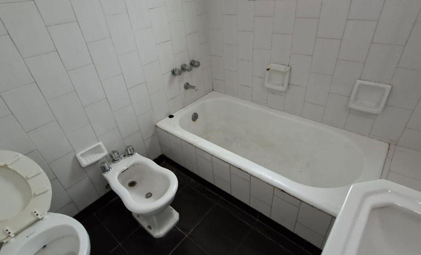Foto de VENTA DEPARTAMENTO 3 AMBIENTES QUILMES TERRAZA, imagen 2