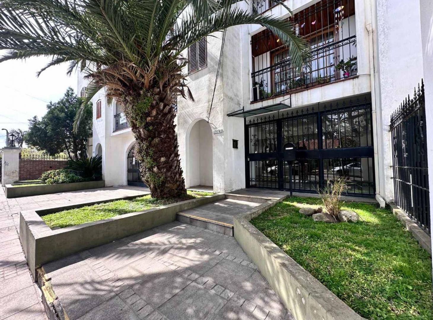 Foto de Venta depto 3 amb c/balcón, Apto Crédito, Adrogué, imagen 3