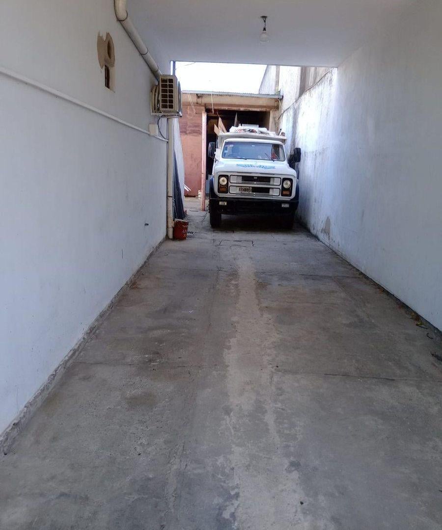 Foto de Galpón/Taller/Deposito 300 m2 aprox, imagen 5