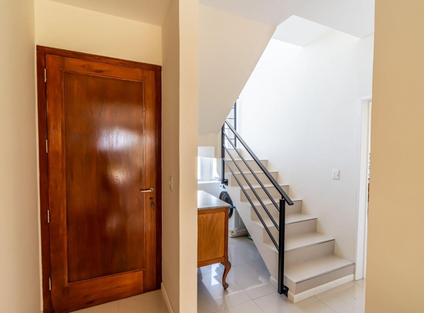 Foto de VENTA CADA 6 AMBIENTES BERAZATEGUI, imagen 4