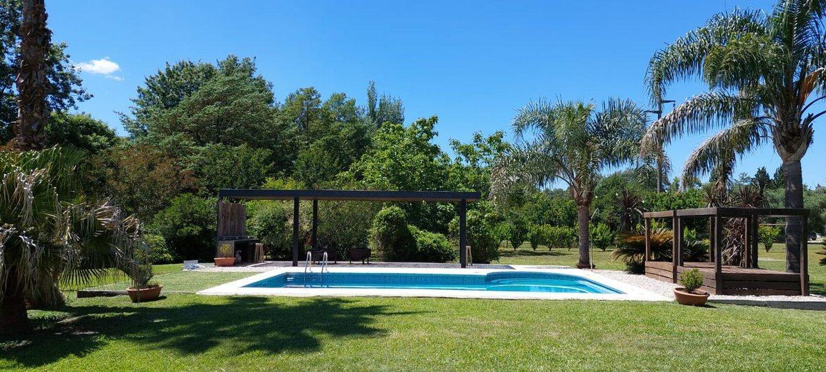Foto de VENTA QUINTA EN LOS ROBLES CARLOS KEEN CON PILETA, imagen 5