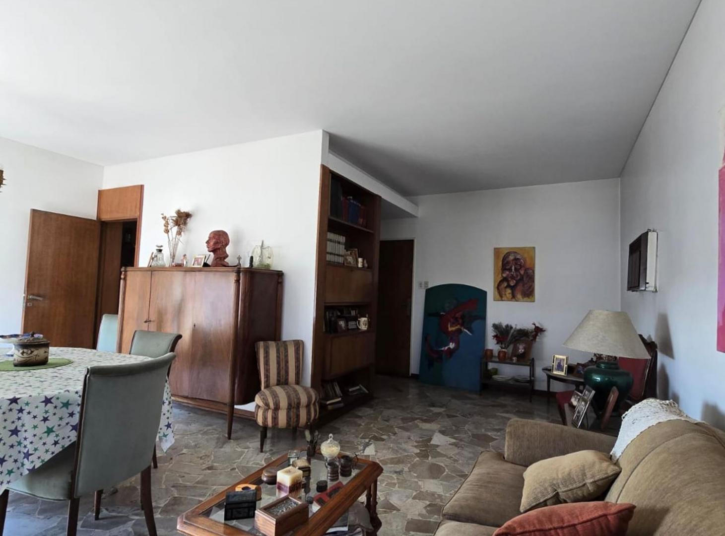 Foto de VENTA DEPARTAMENTO 4 AMB AVELLANEDA CENTRO BALCON, imagen 2