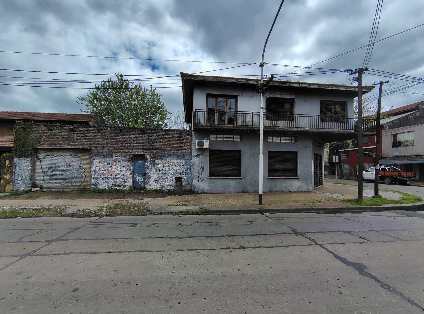Foto de Venta Depto 4 amb + 2 Locales + Lote OPORTUNIDAD, imagen 1