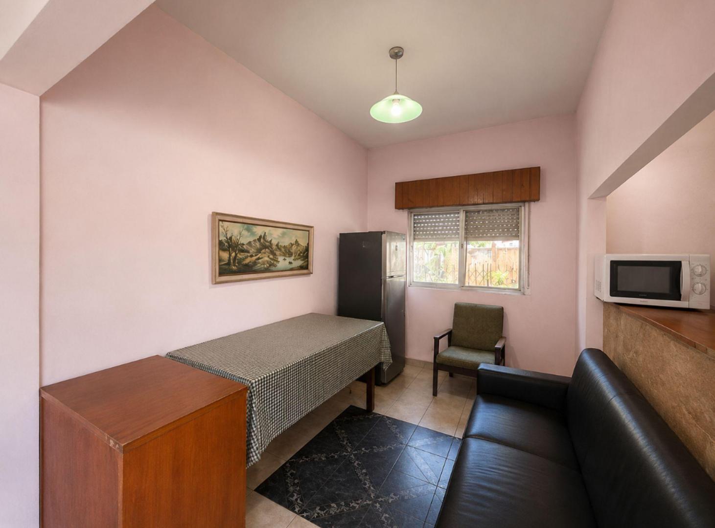 Foto de VENTA CASA DOS FAMILIAS WILDE JARDIN, imagen 4
