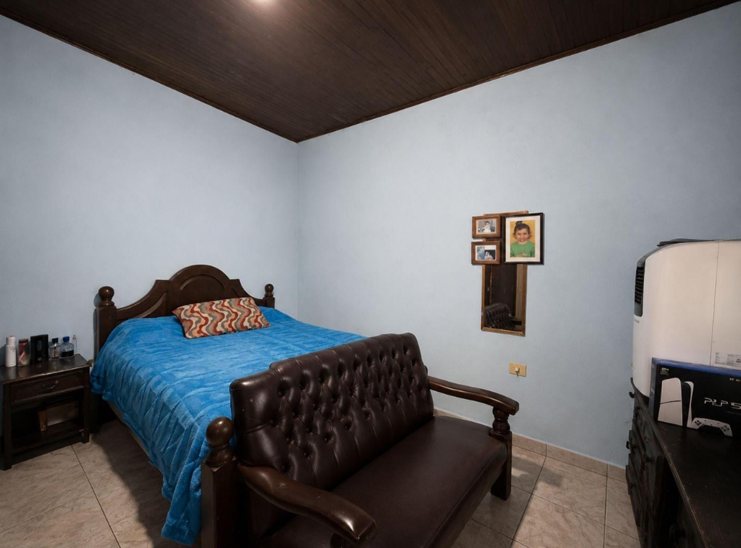Foto de VENTA CASA DOS FAMILIAS WILDE JARDIN, imagen 3