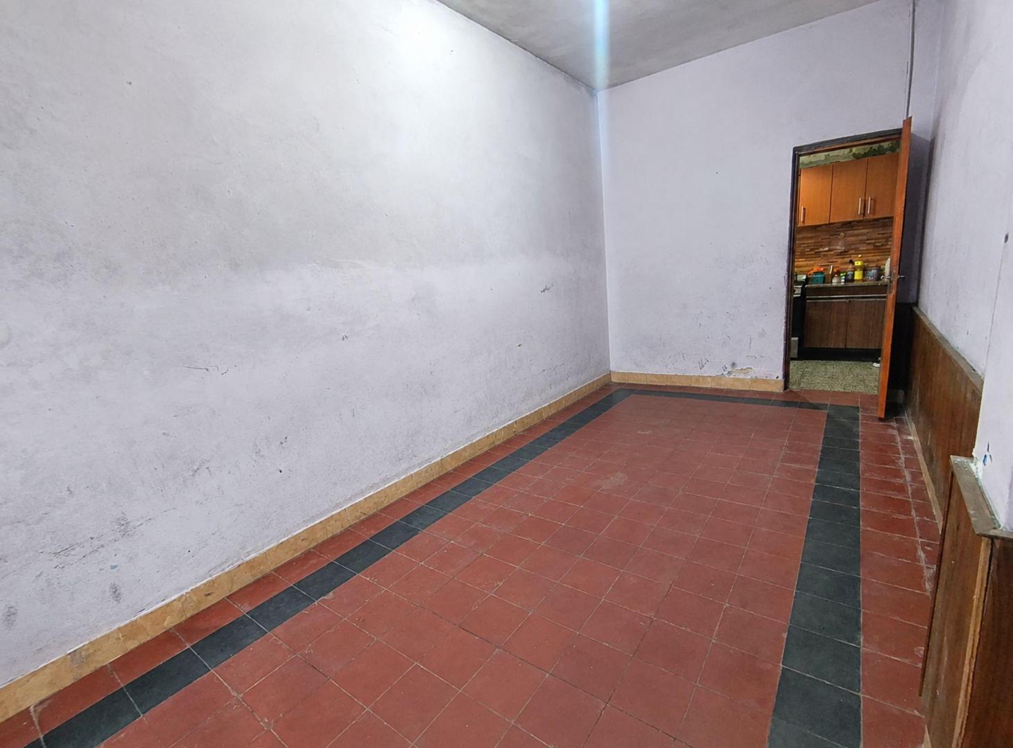 Foto de CASA MULTIFAMILIAR 5 AMBIENTES QUILMES OESTE, imagen 3
