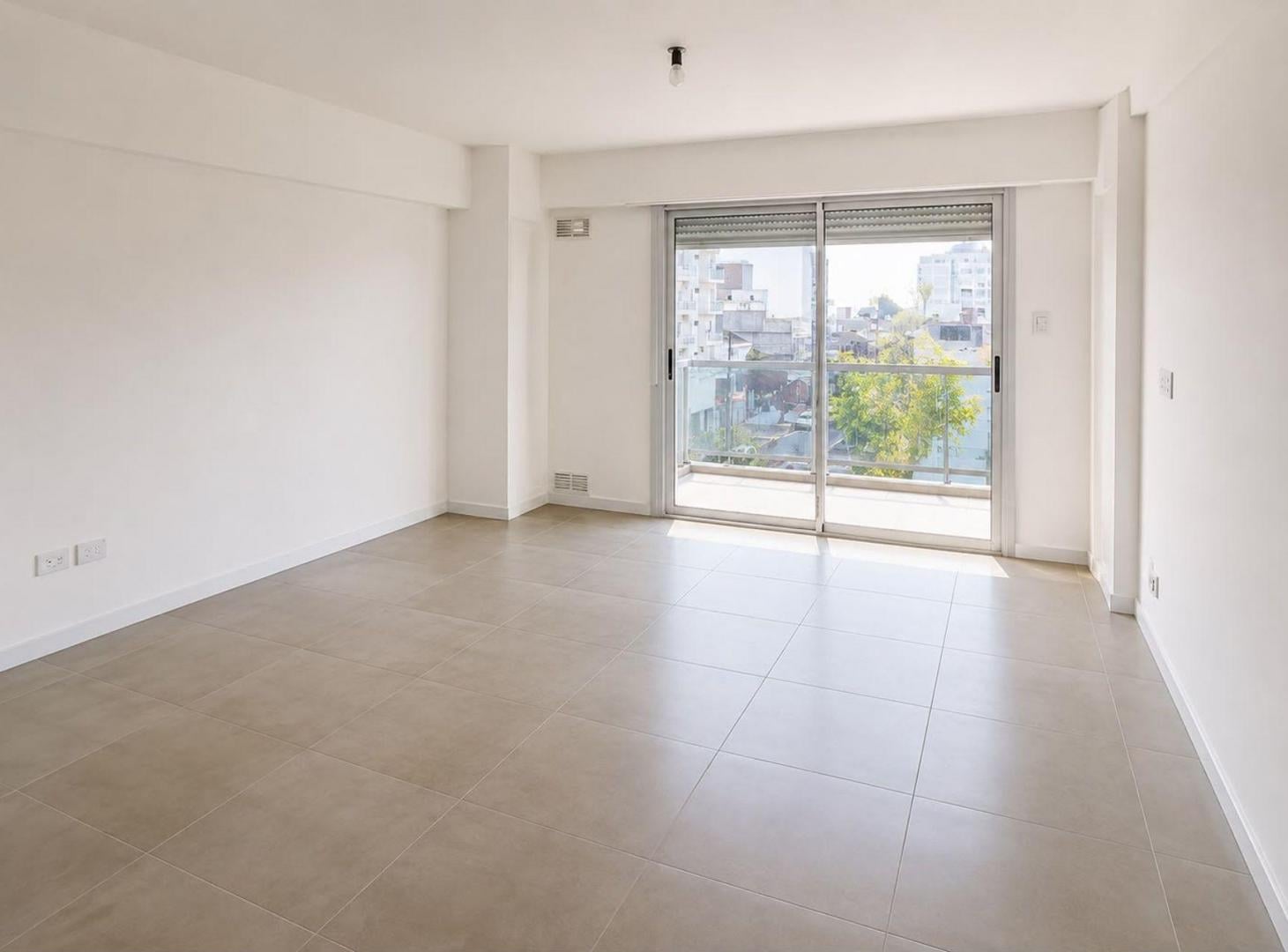 Foto de VENTA DEPTO 2 AMBIENTES WILDE PILETA, imagen 1