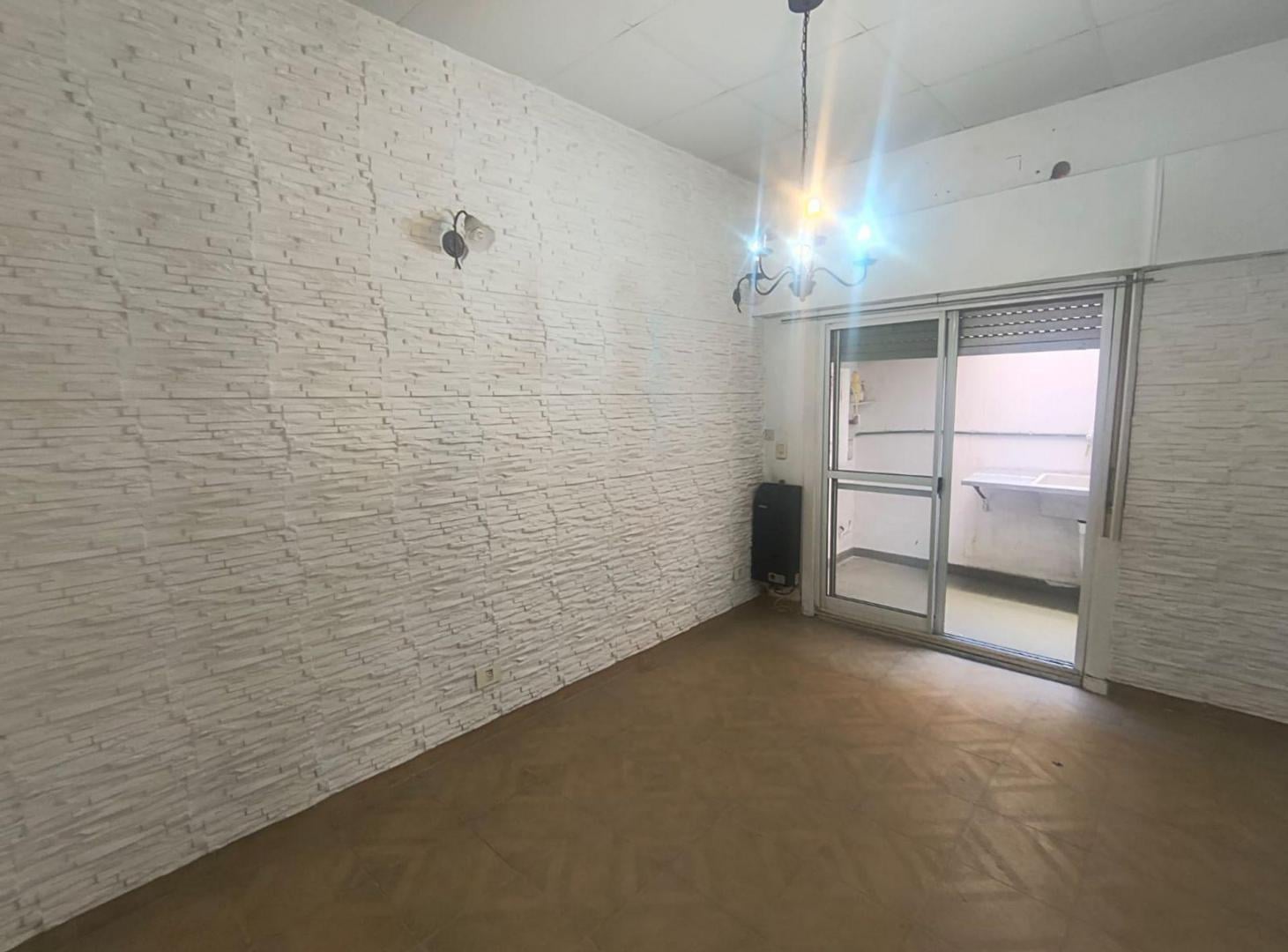 Foto de VENTA PH 2 AMBIENTES CON PATIO AVELLANEDA, imagen 3