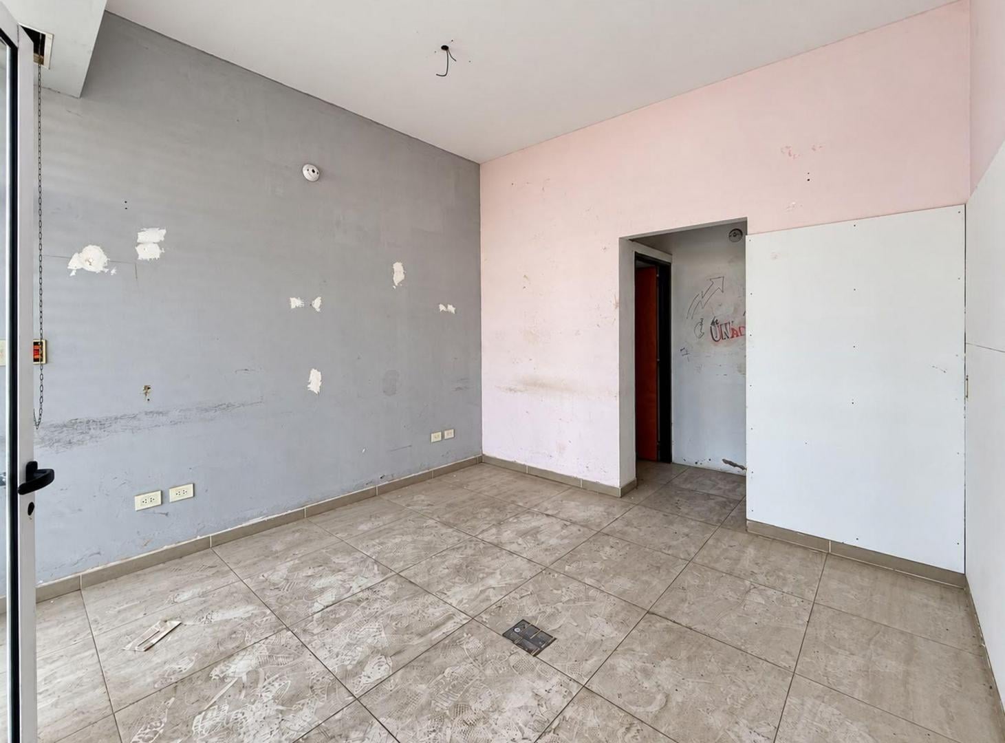 Foto de VENTA LOCAL COMERCIAL WILDE, imagen 2