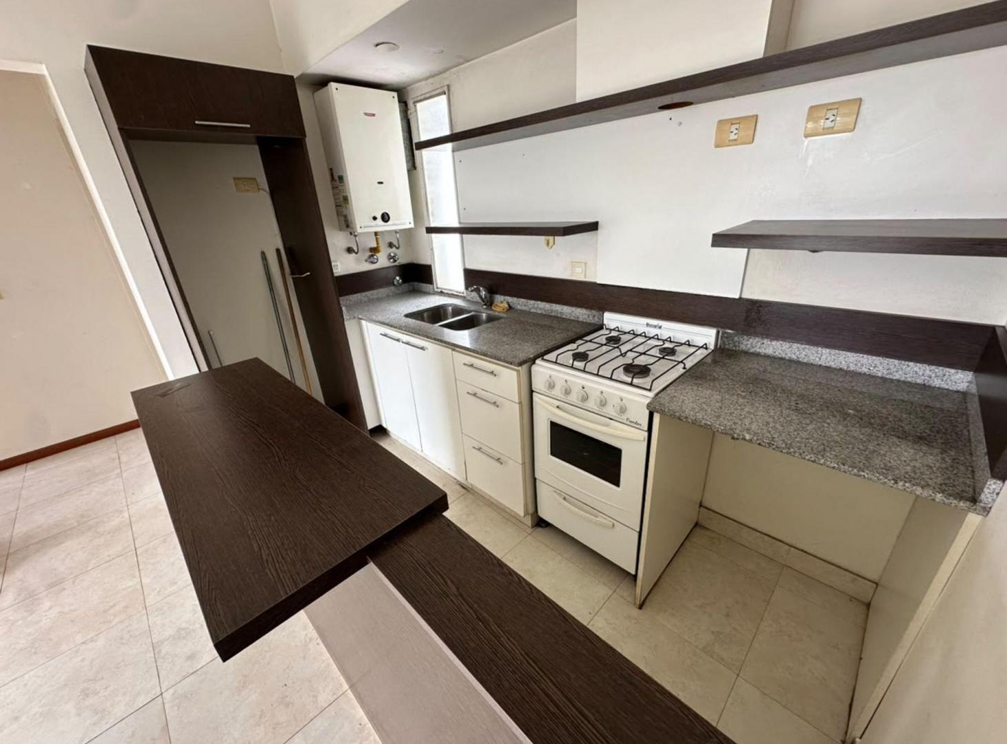 Foto de VENTA DPTO 2 AMBIENTES WILDE, imagen 2