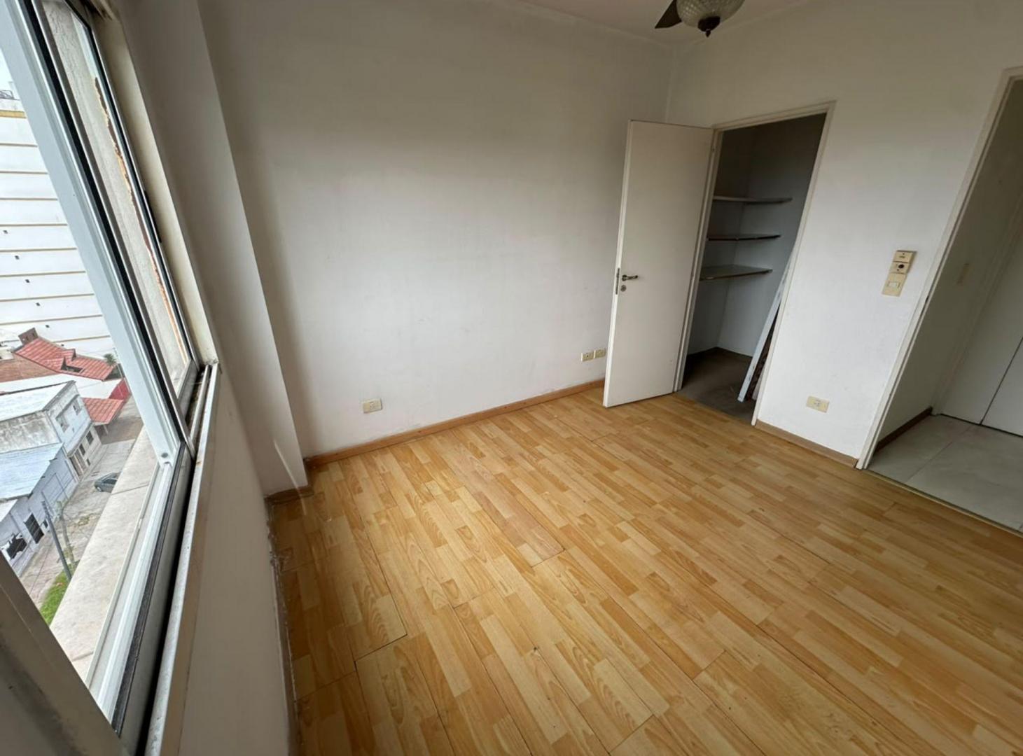 Foto de VENTA DPTO 2 AMBIENTES WILDE, imagen 3