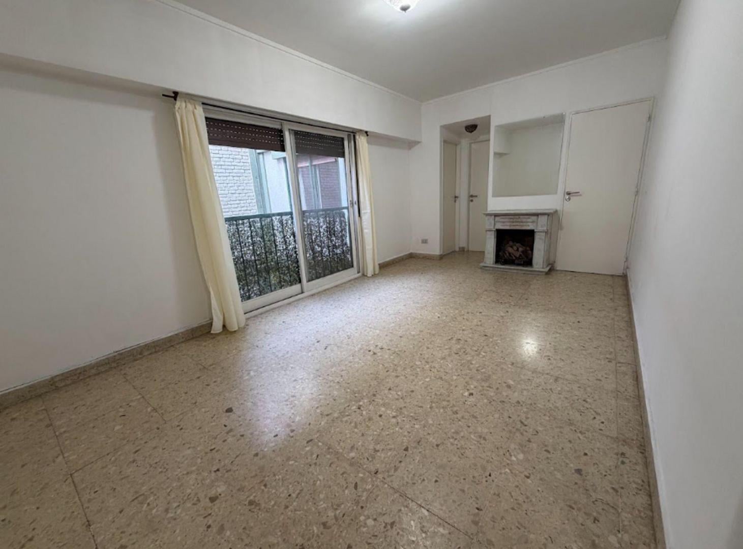 Foto de Venta depto APTO CREDITO 2 amb renovado y lumin, imagen 1