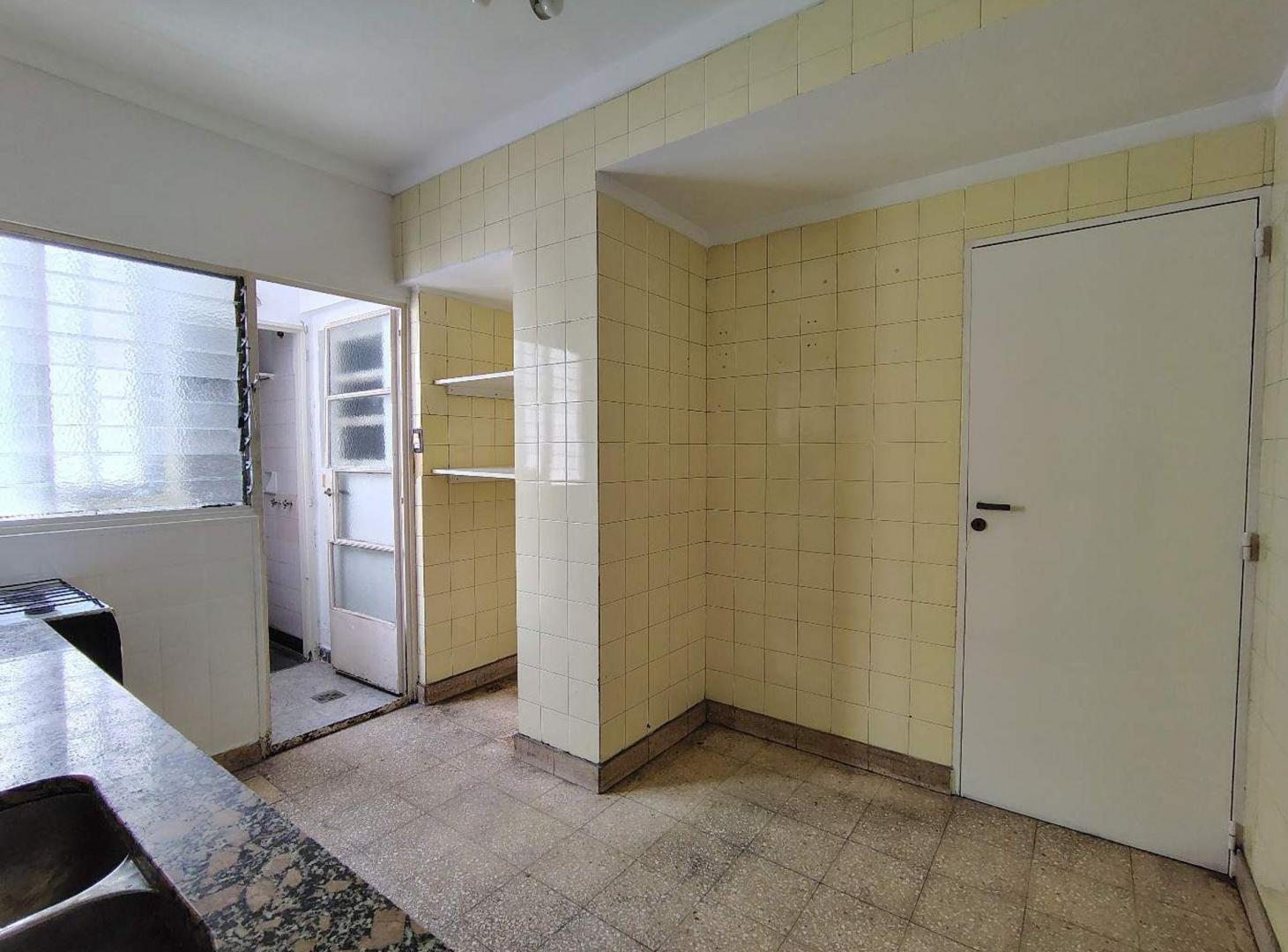 Foto de Venta Depto 3 ambientes Avellaneda Centro, imagen 2
