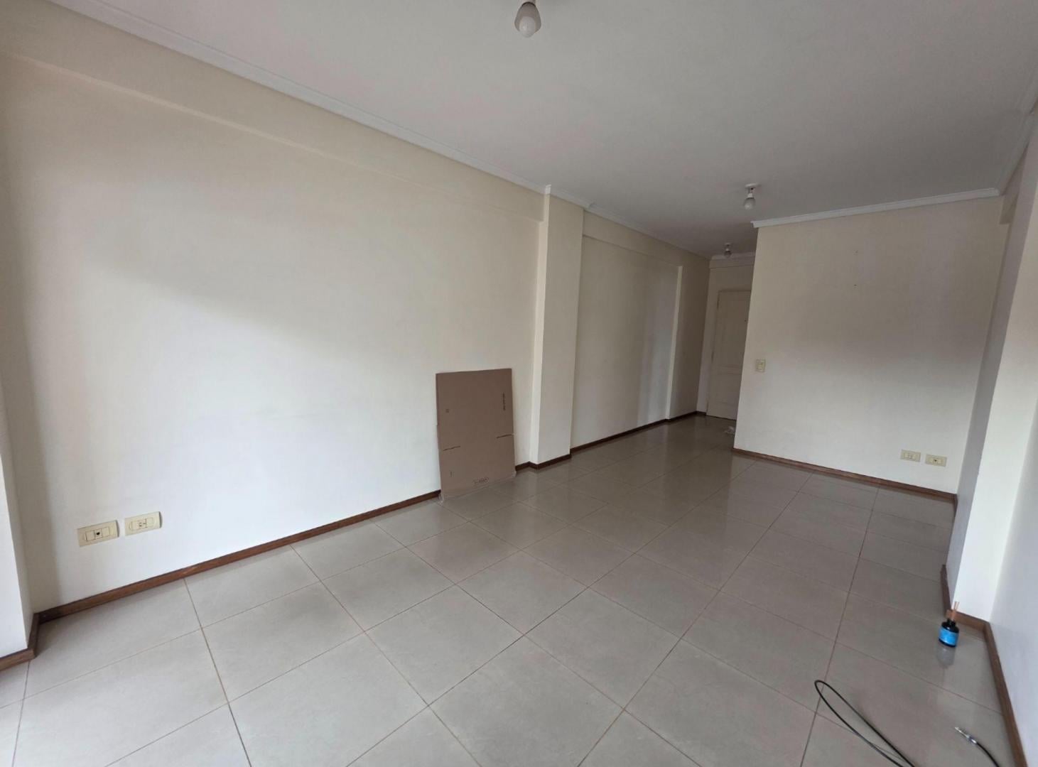 Foto de ALQUILER DEPARTAMENTO DOS AMBIENTES BALCON QUILMES, imagen 2