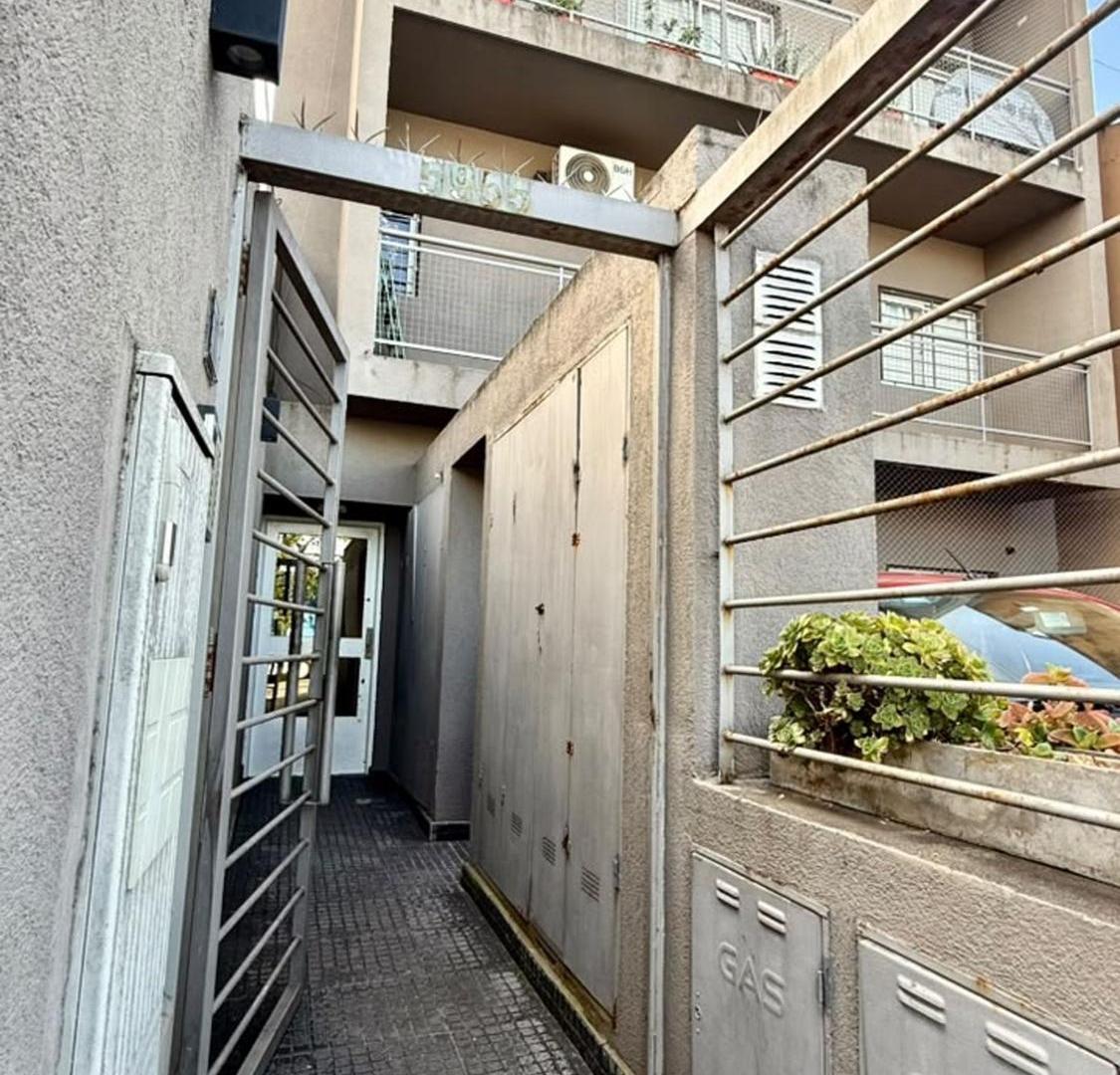 Foto de VENTA DEPTO 2 AMB VILLA REAL APTO CREDITO, imagen 5