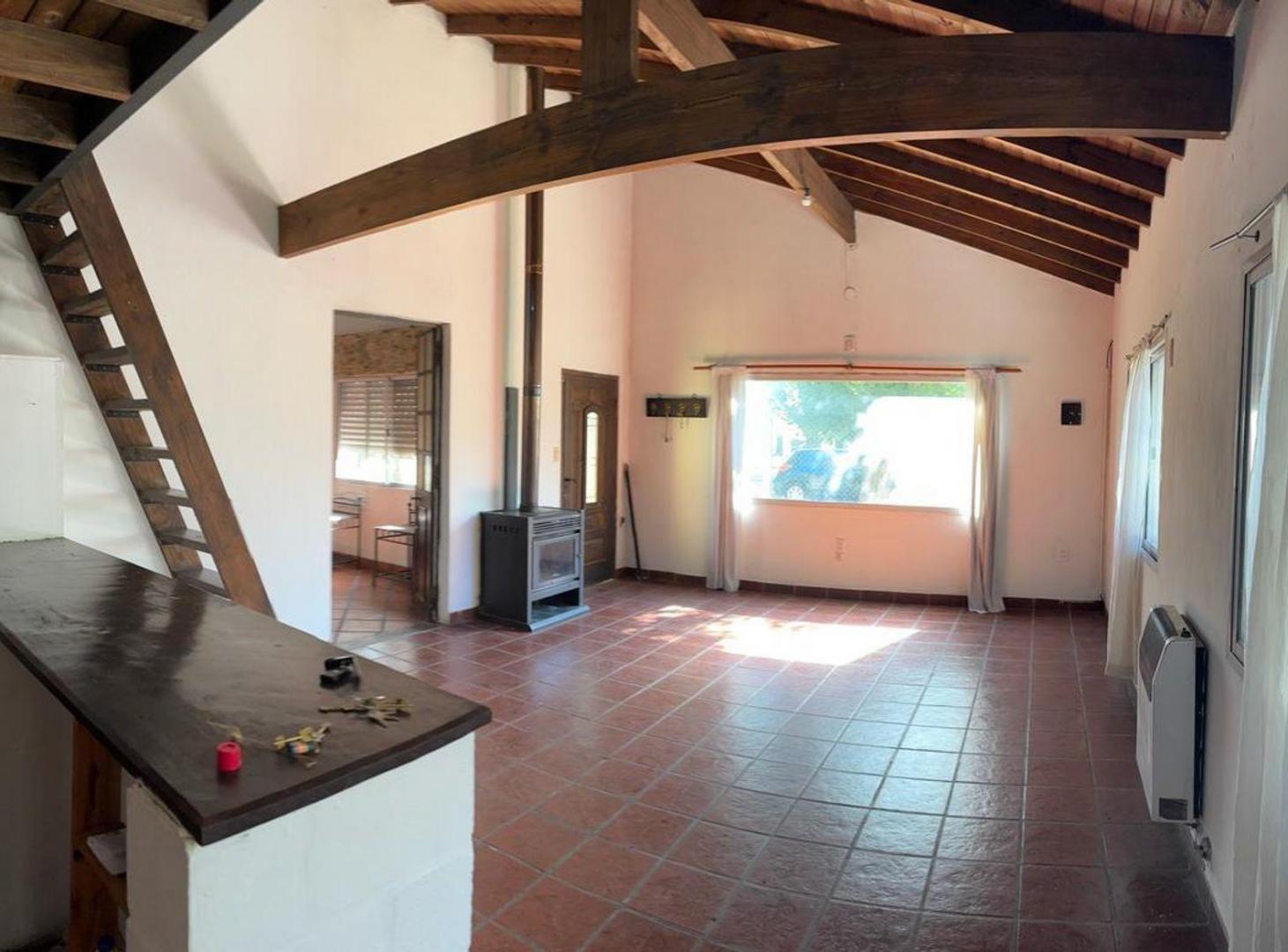 Foto de Venta Casa 5 Amb con Pileta La Reja APTO CREDITO, imagen 2