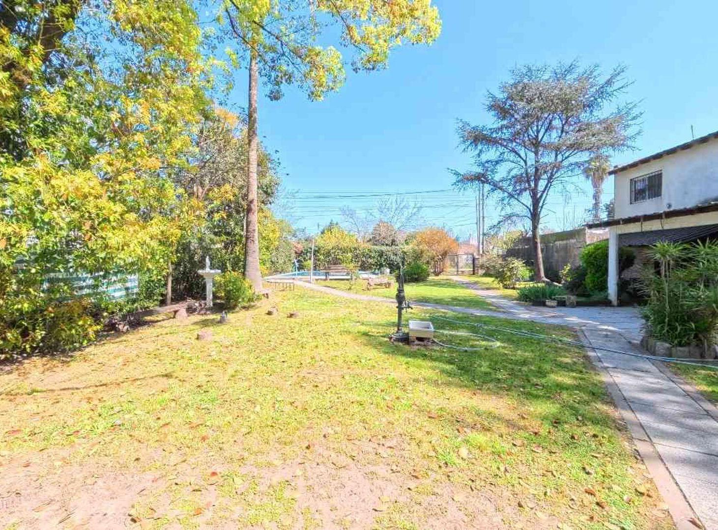 Foto de Venta Casa Quinta Pileta lote 1500m2 Paso del Rey, imagen 3