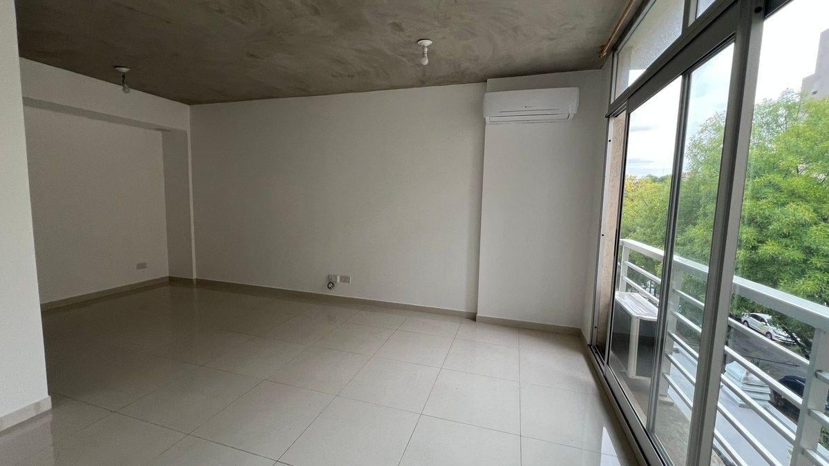 Foto de Alquiler monoambiente C/ cochera en Saavedra, imagen 2