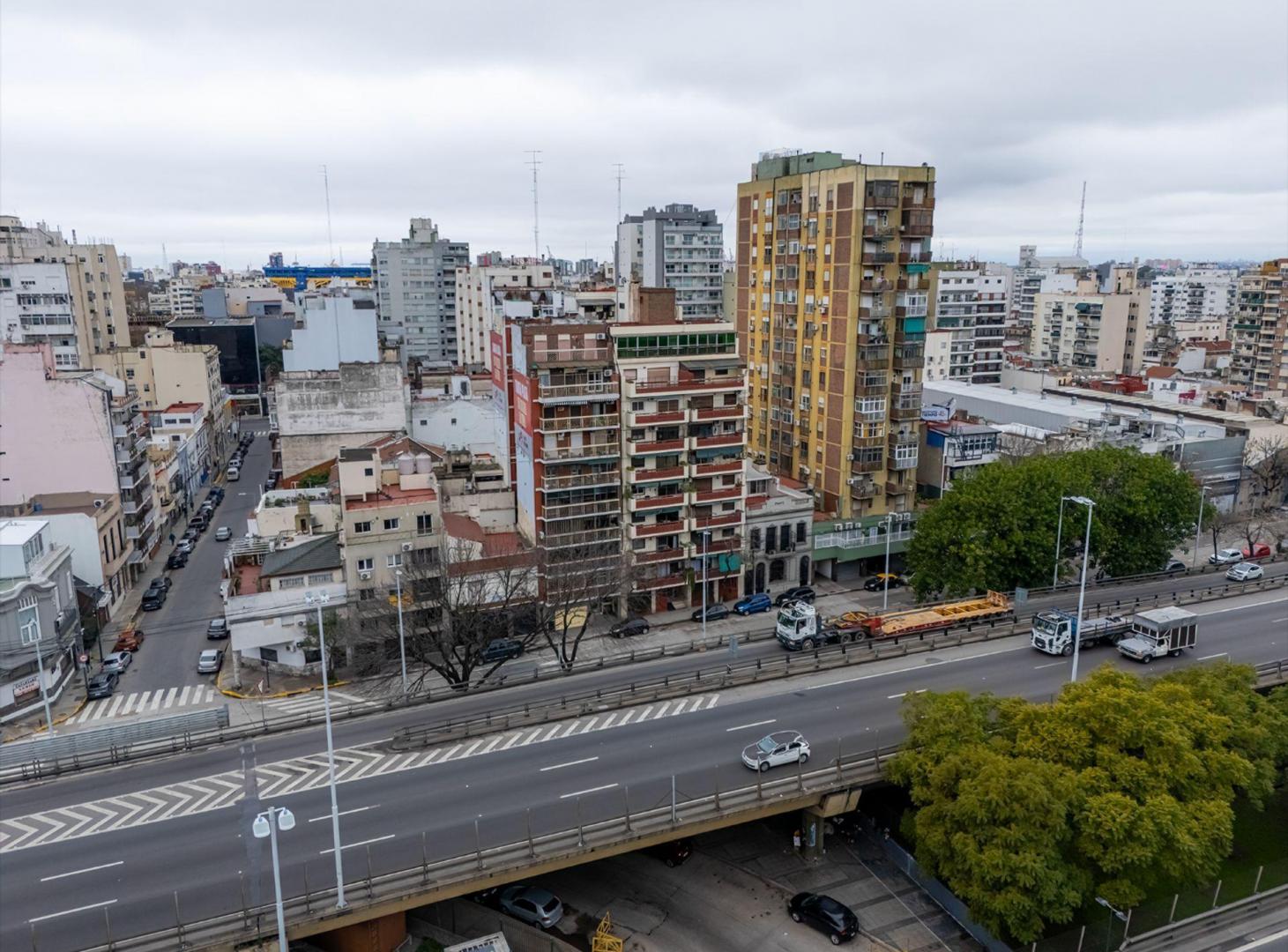 Foto de Venta departamento 4 ambientes Barracas, imagen 2