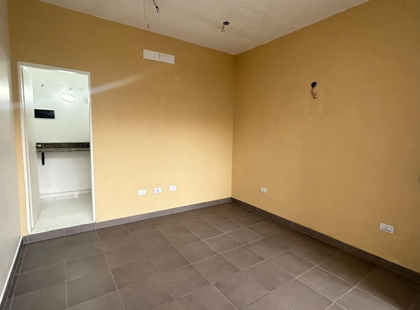 Foto de Venta Wilde Excelente Local a metros de Las Flores, imagen 5