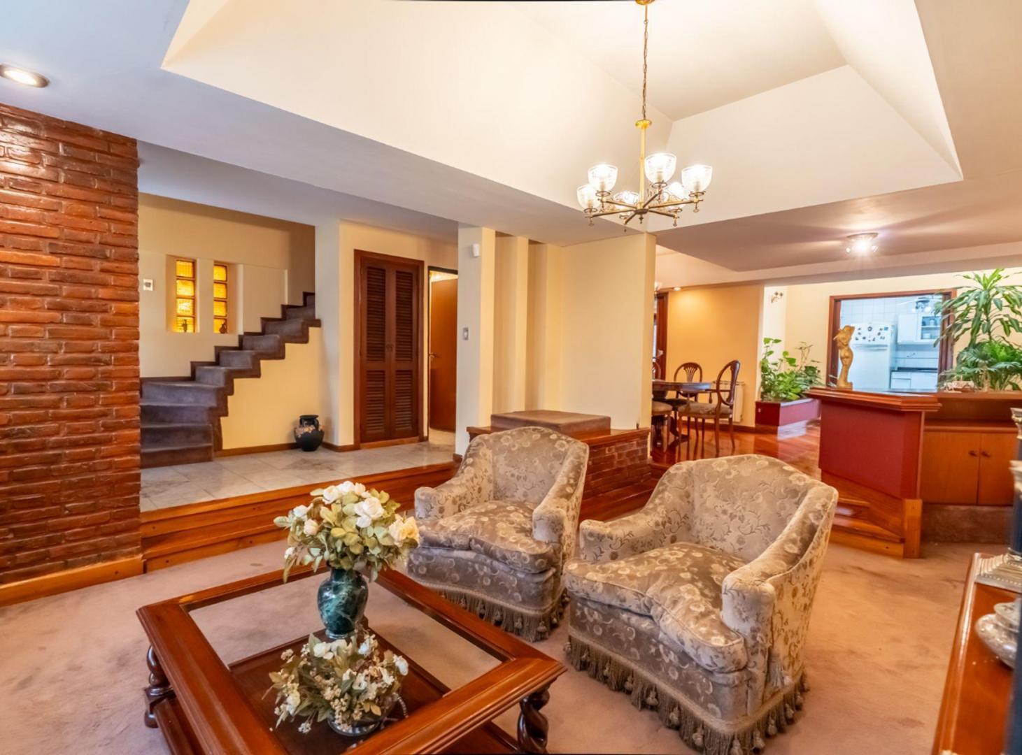 Foto de VENTA CASA 4 AMBIENTES CON COCHERA Y JARDIN WILDE, imagen 5