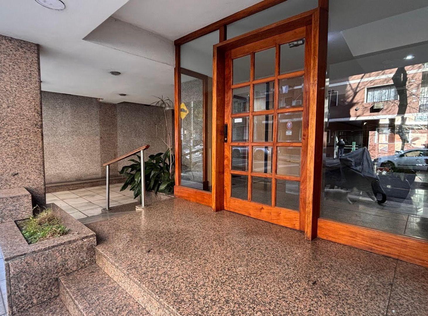 Foto de EN VENTA DEPTO 3 AMB BALCON LAVADERO CABALLITO, imagen 2