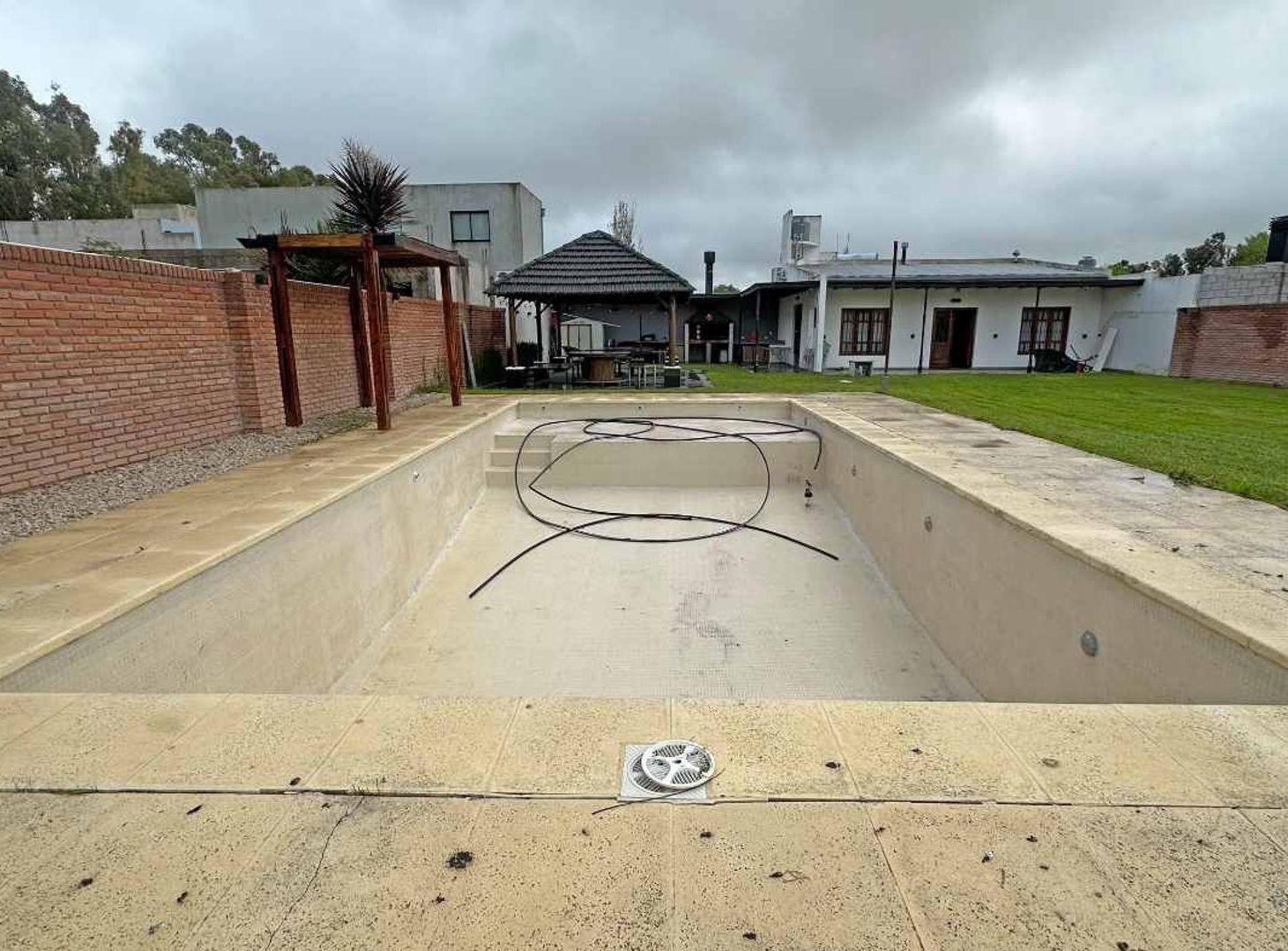 Foto de VENTA QUINTA VIVIENDA PILETA Y QUINCHO EL PATO, imagen 5