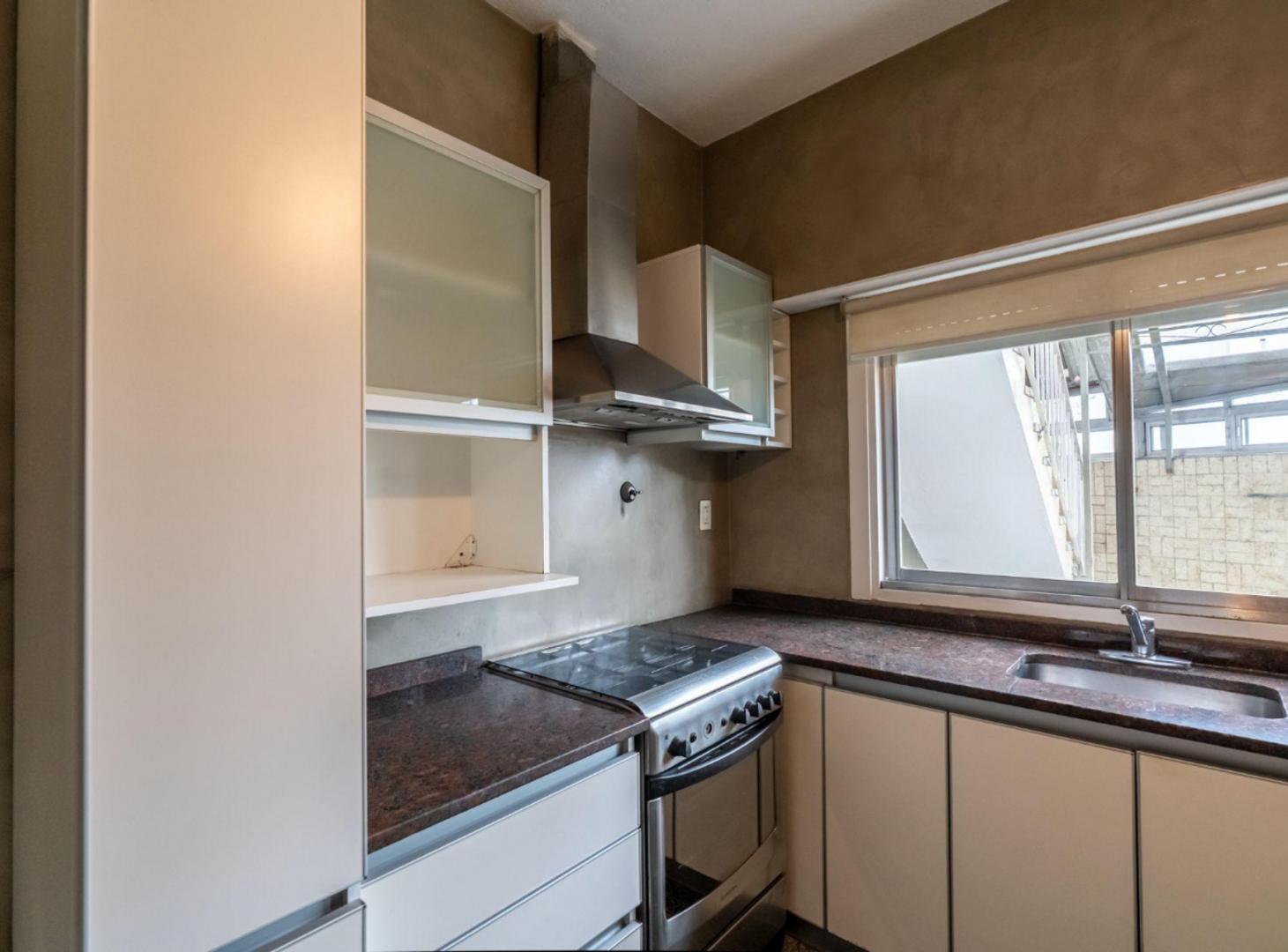 Foto de VENTA PH 3 AMB PATIO Y TERRAZA WILDE CENTRO, imagen 4
