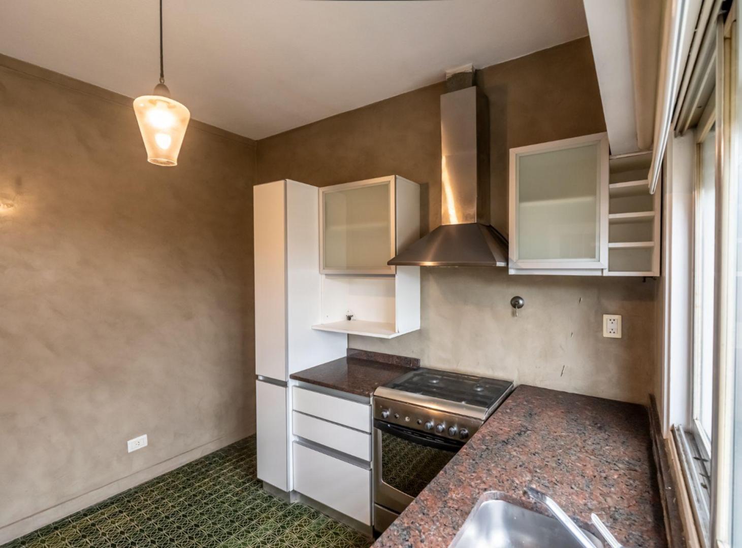 Foto de VENTA PH 3 AMB PATIO Y TERRAZA WILDE CENTRO, imagen 1