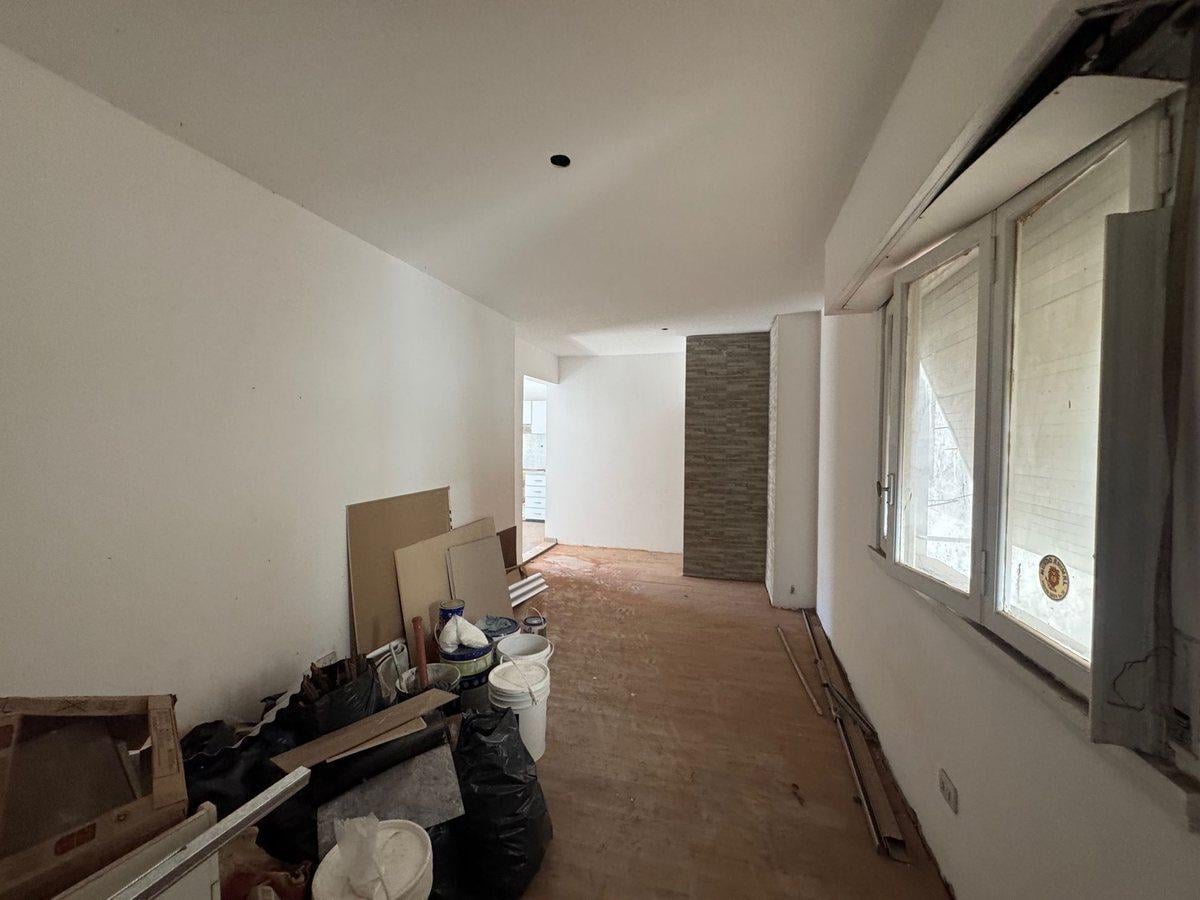 Foto de DEPARTAMENTO 3 AMBIENTES EN VENTA PIÑEYRO, imagen 1