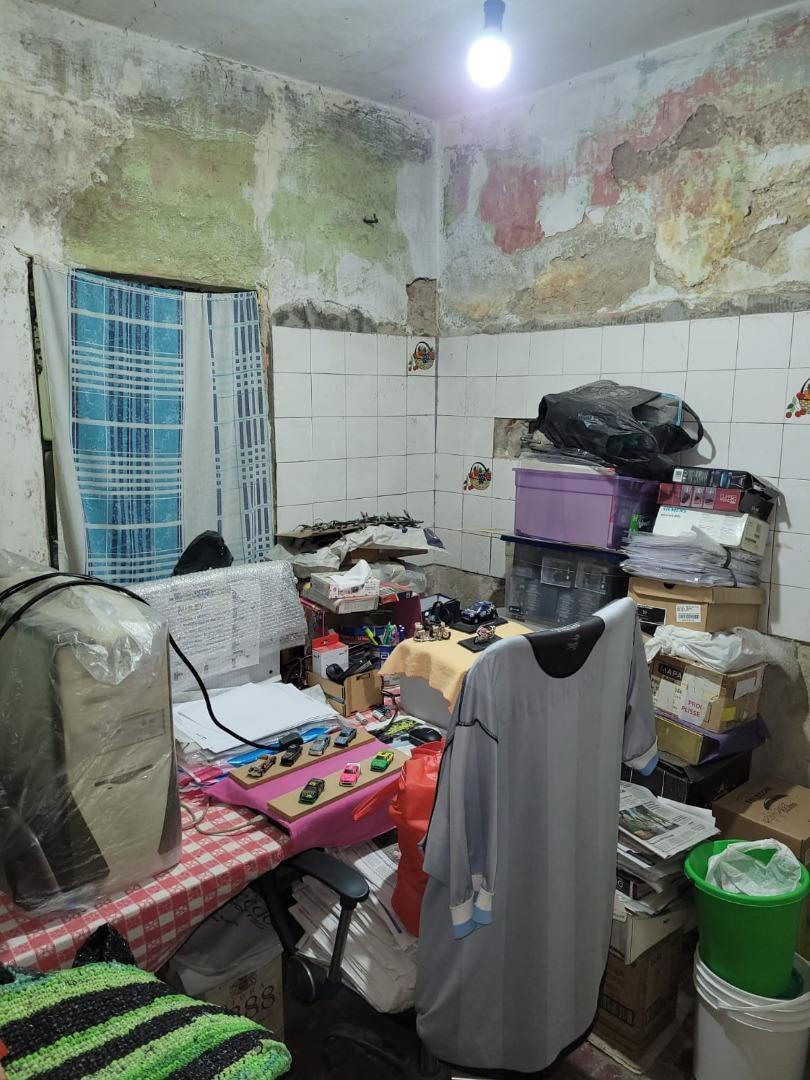 Casa 5 Ambientes a Reciclar en Excelente Zona de Mataderos 4