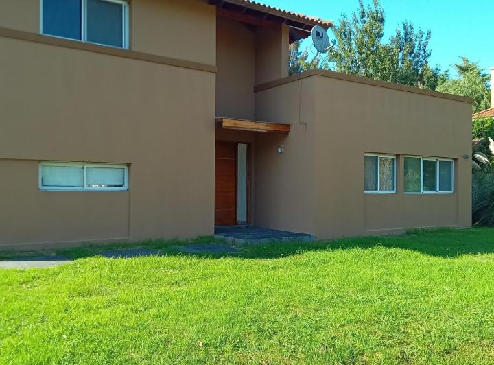 CASA EN VENTA EN MALIBU , CANNING 5
