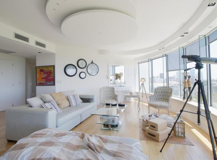 VENTA , TORRE RENOIR 143 MTS, PISO 13° 5