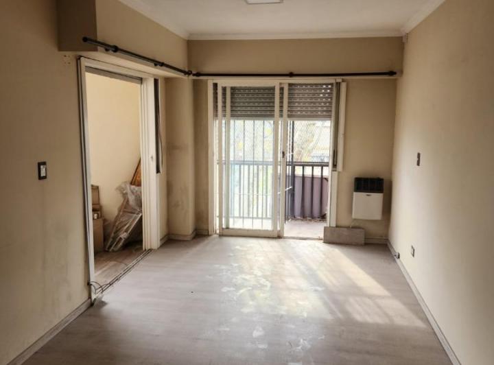 Departamento tipo PH, en Venta, Monte Grande, con terraza. 5
