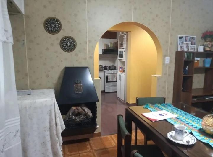 Casa en venta en Valentín Alsina 3 ambientes 5