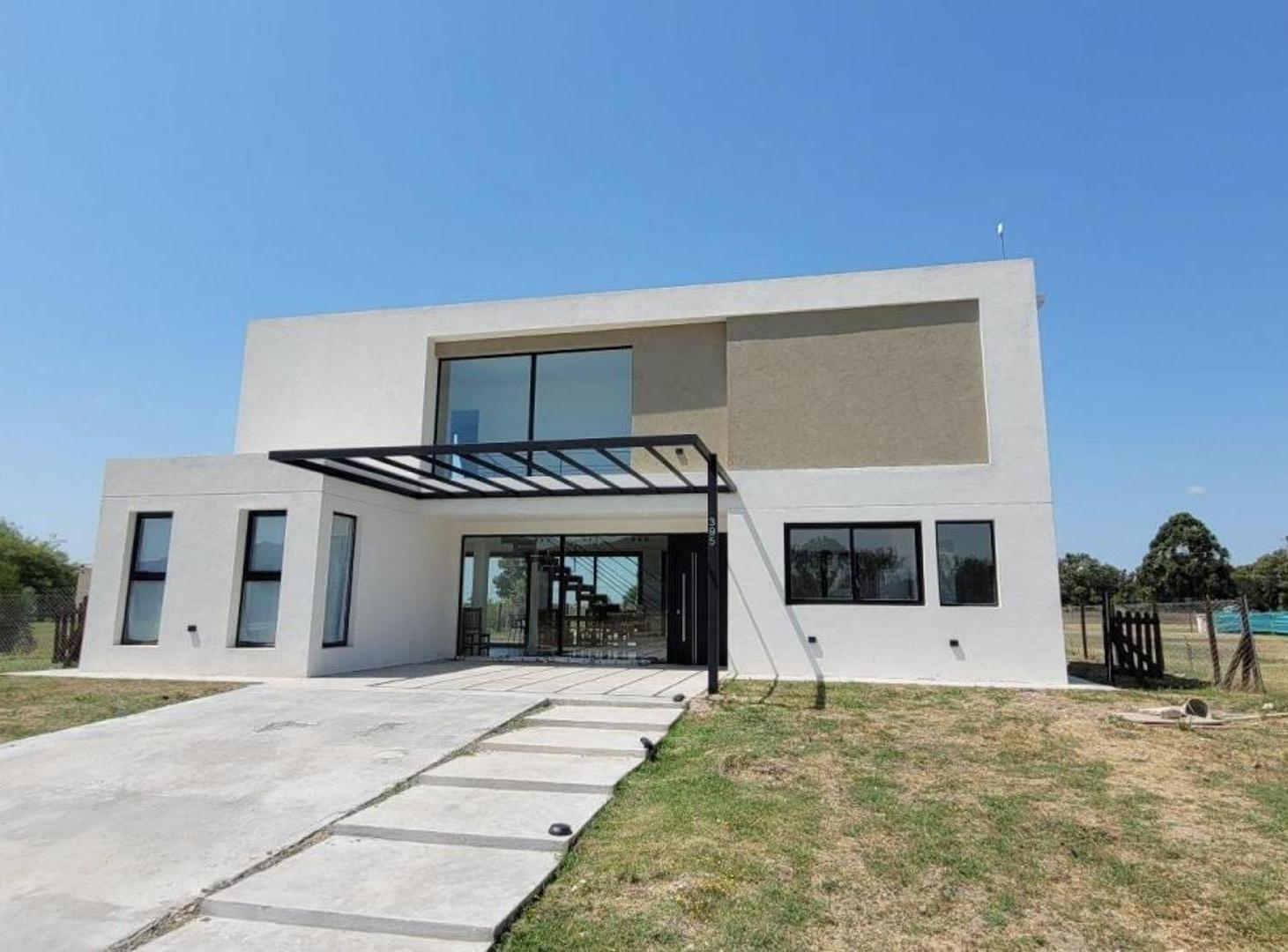 Excelente casa 5 ambientes