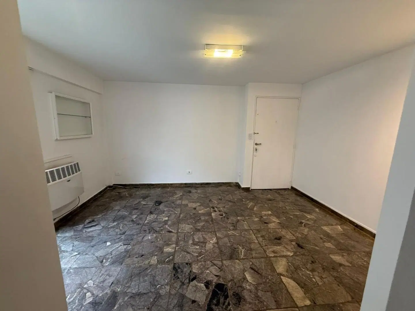 Departamento 2 ambientes con Balcon terraza 50m de Recoleta 3
