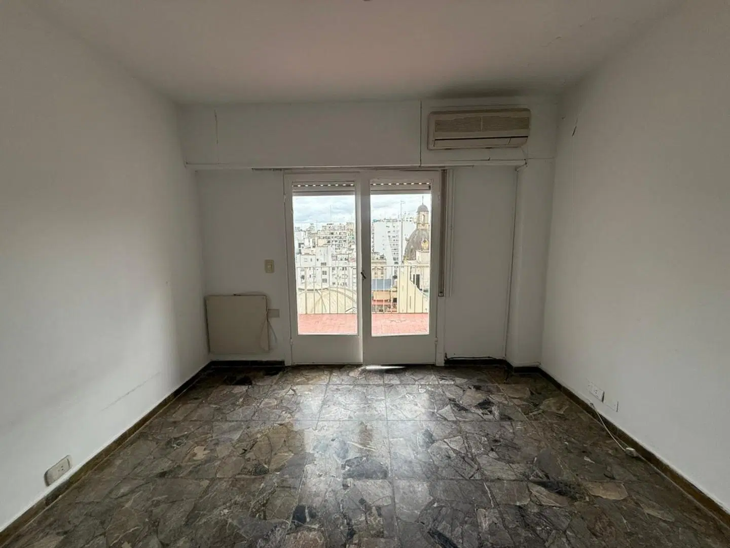 Departamento 2 ambientes con Balcon terraza 50m de Recoleta 2