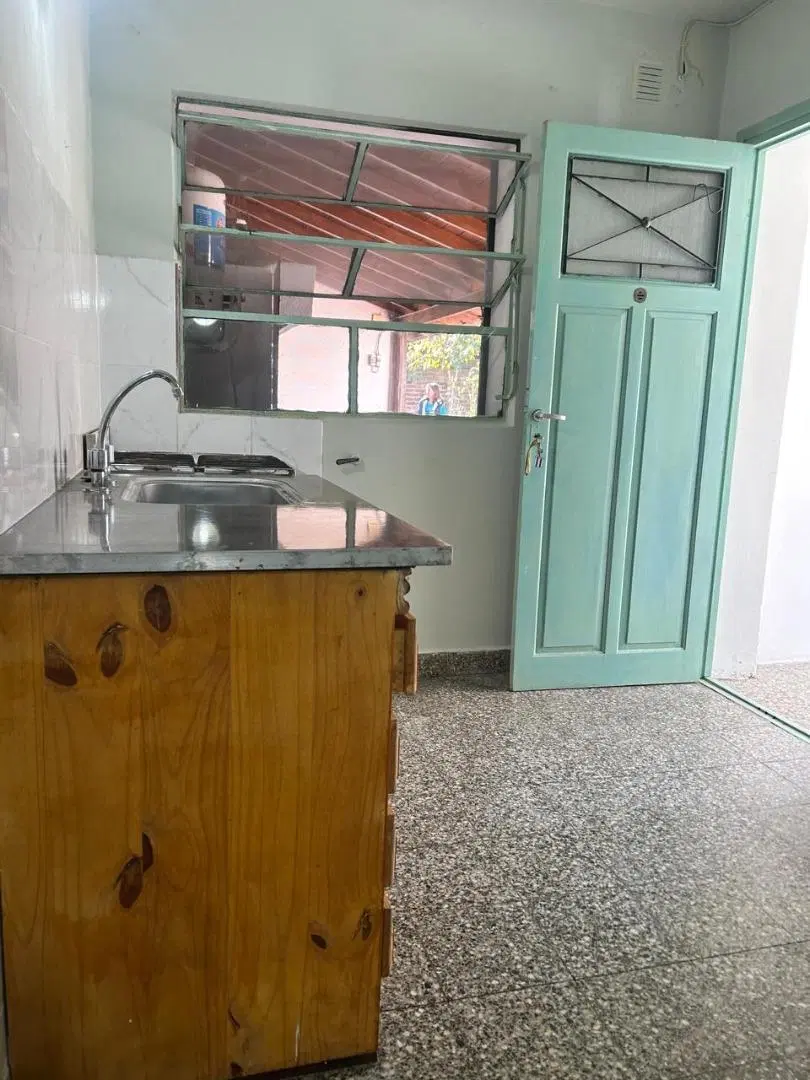 Departamento en alquiler en Tristàn Suàrez 5