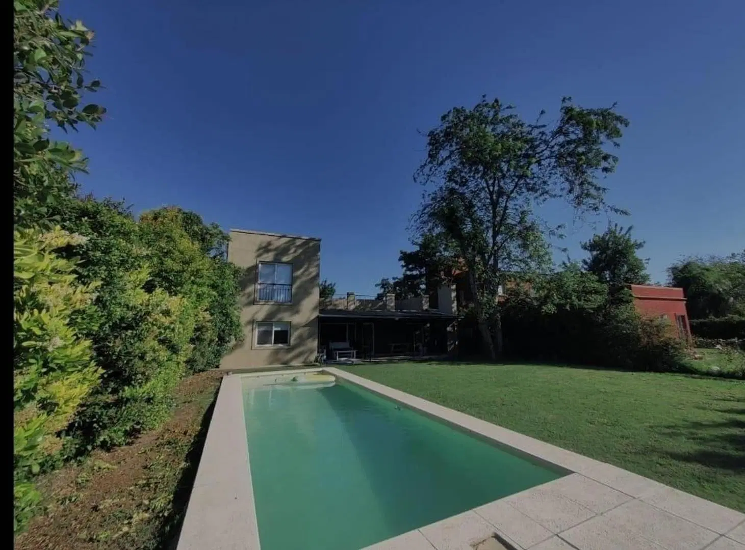 Casa en alquiler en Santa Guadalupe con pileta 5