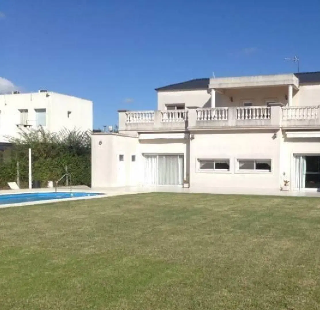 Casa En Venta En Barrio Cerrado El Recodo 2