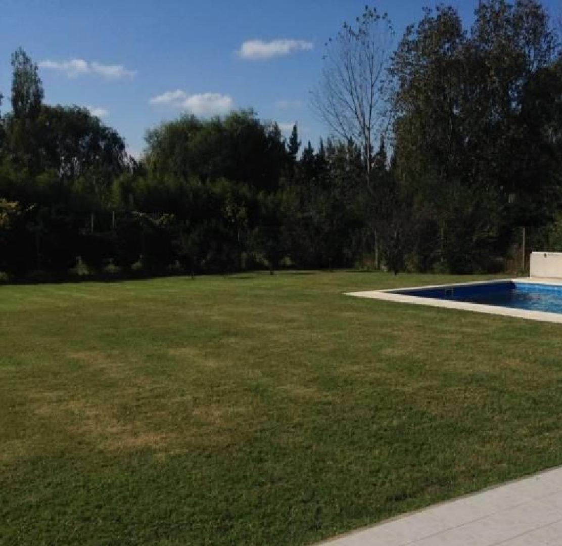 Casa En Venta En Barrio Cerrado El Recodo