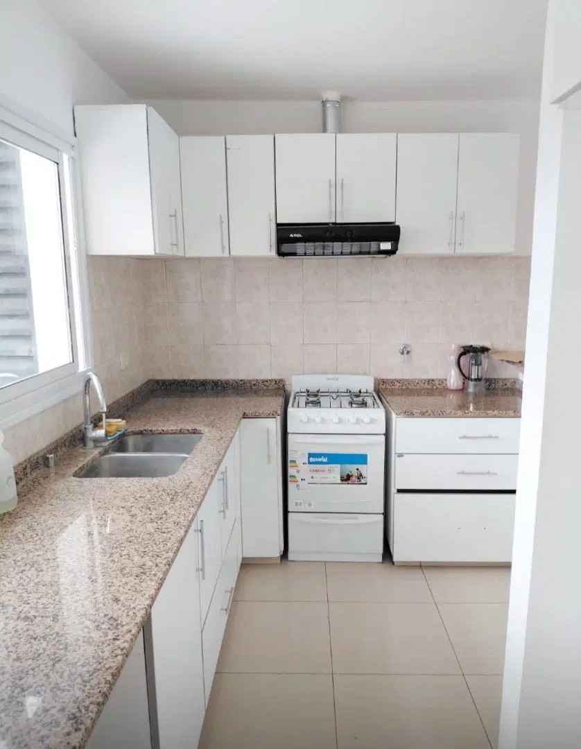 ALQUILER TRES AMBIENTES EN AMANECERES CANNING 3