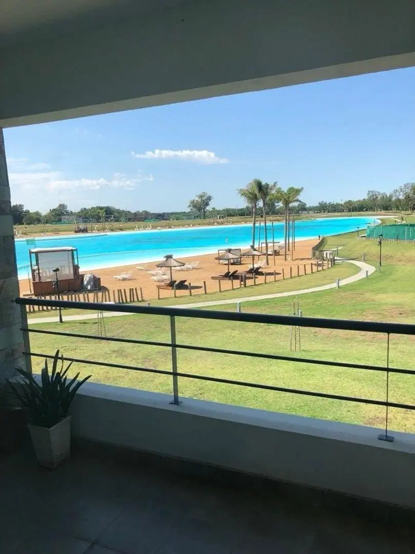 Departamento en venta en Lagoon con parrilla 1