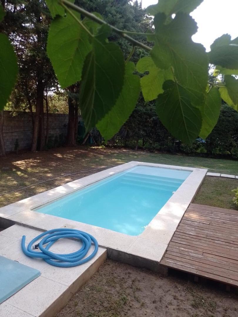 Foto de Casa en alquiler en El Recodo con Pileta, imagen 1