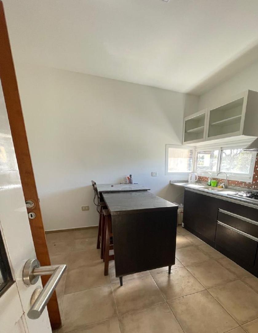 Foto de Casa en El Recodo con pileta, imagen 2