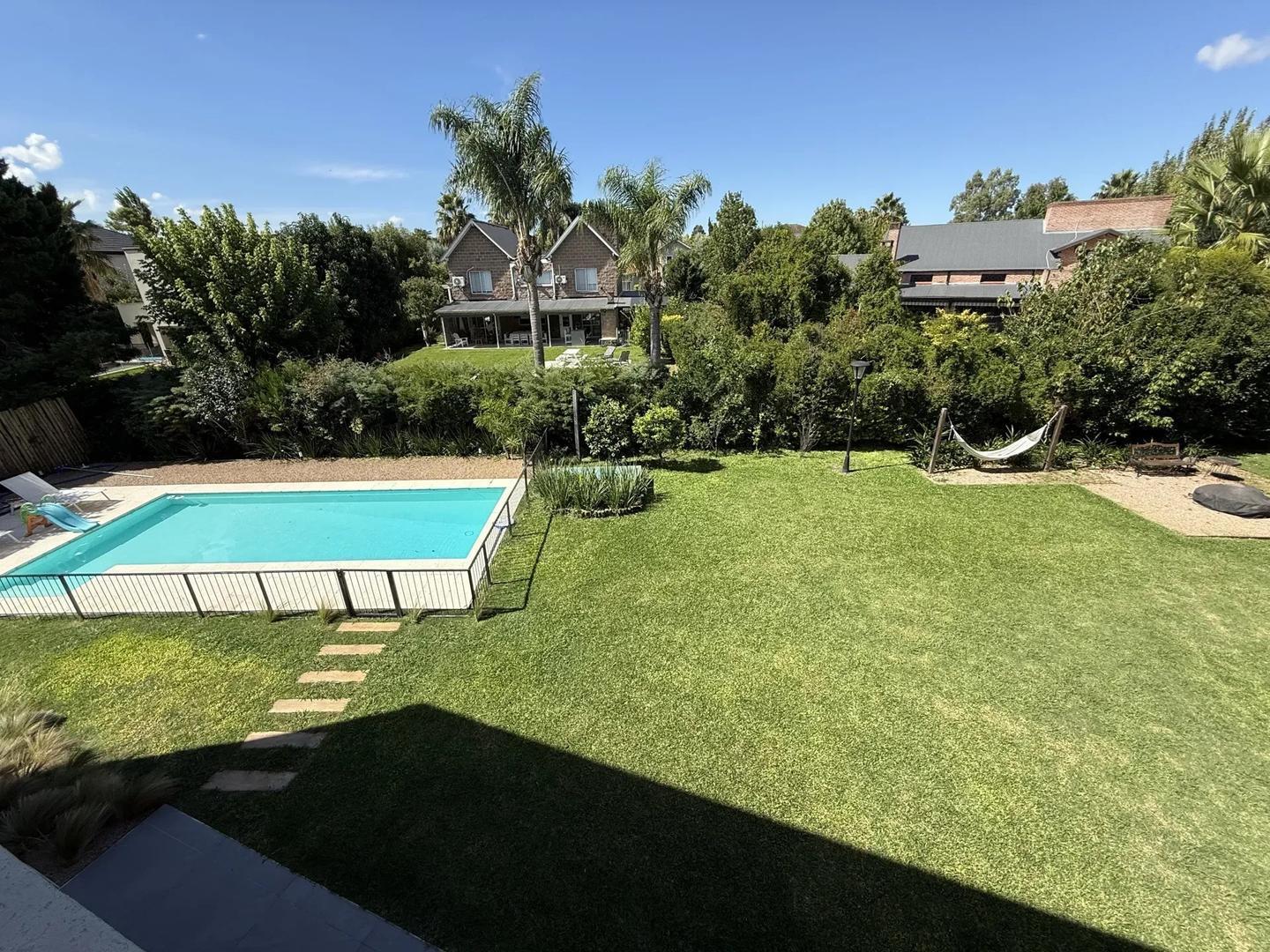 Foto de Casa en venta en Campo Grande con pileta, imagen 5