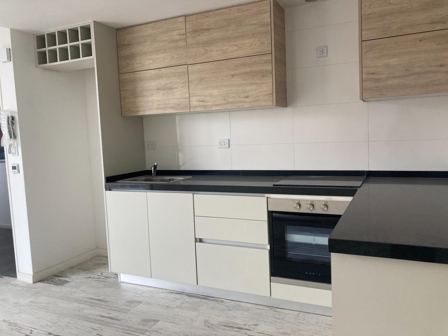 Foto de VENTA DEPTO 2 AMBIENTES ESTRENAR CON COCHERA LANUS OESTE, imagen 4