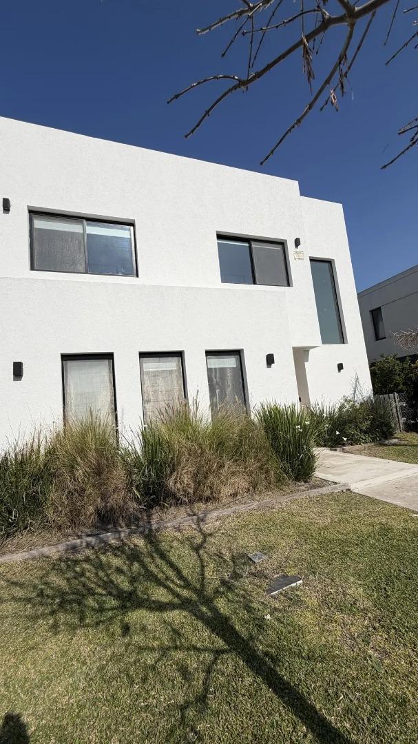 Foto de Casa en Lagoon Pilar co pileta, imagen 4