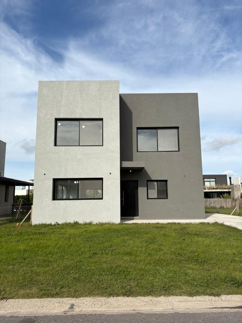 Foto de Casa a estrenar en Lagoon Pilar, imagen 1